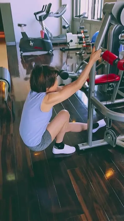 エステWAM 高齢筋トレ