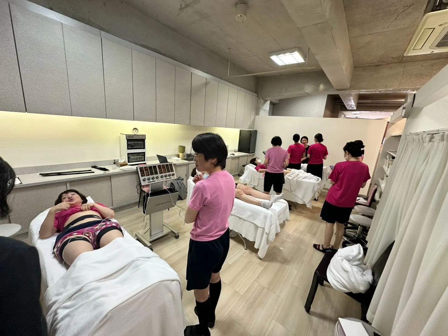 エステWAM お腹ポッコリ改善講習